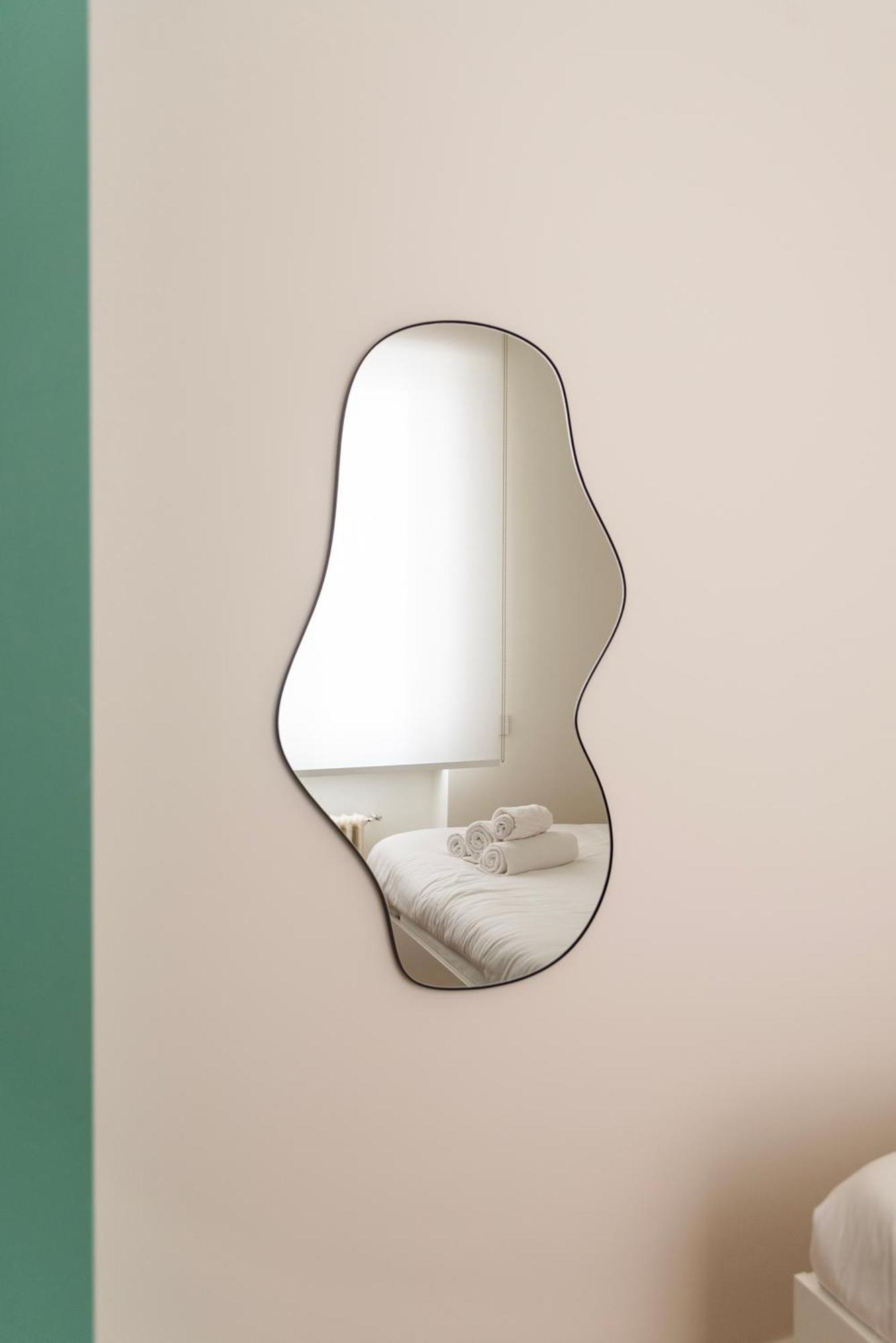 Youhosty - Perego 7 Sx Mailand